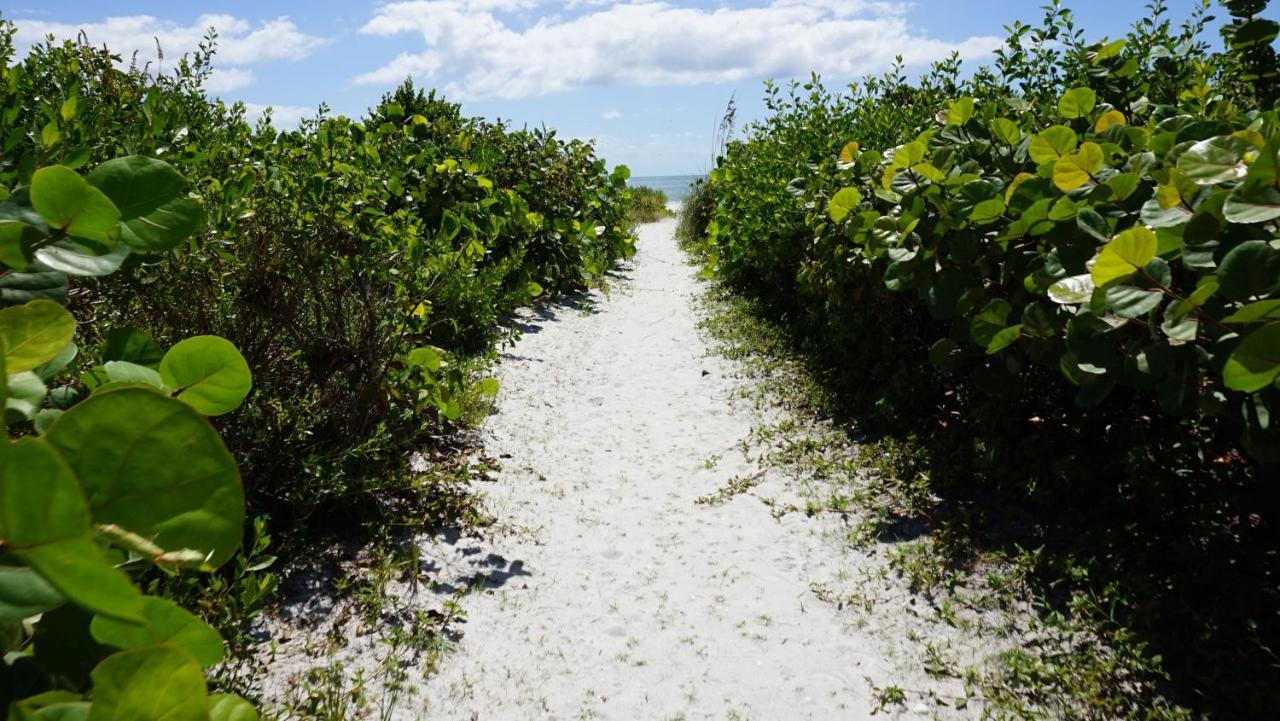 Gulf Breeze Cottages Sanibel Buitenkant foto