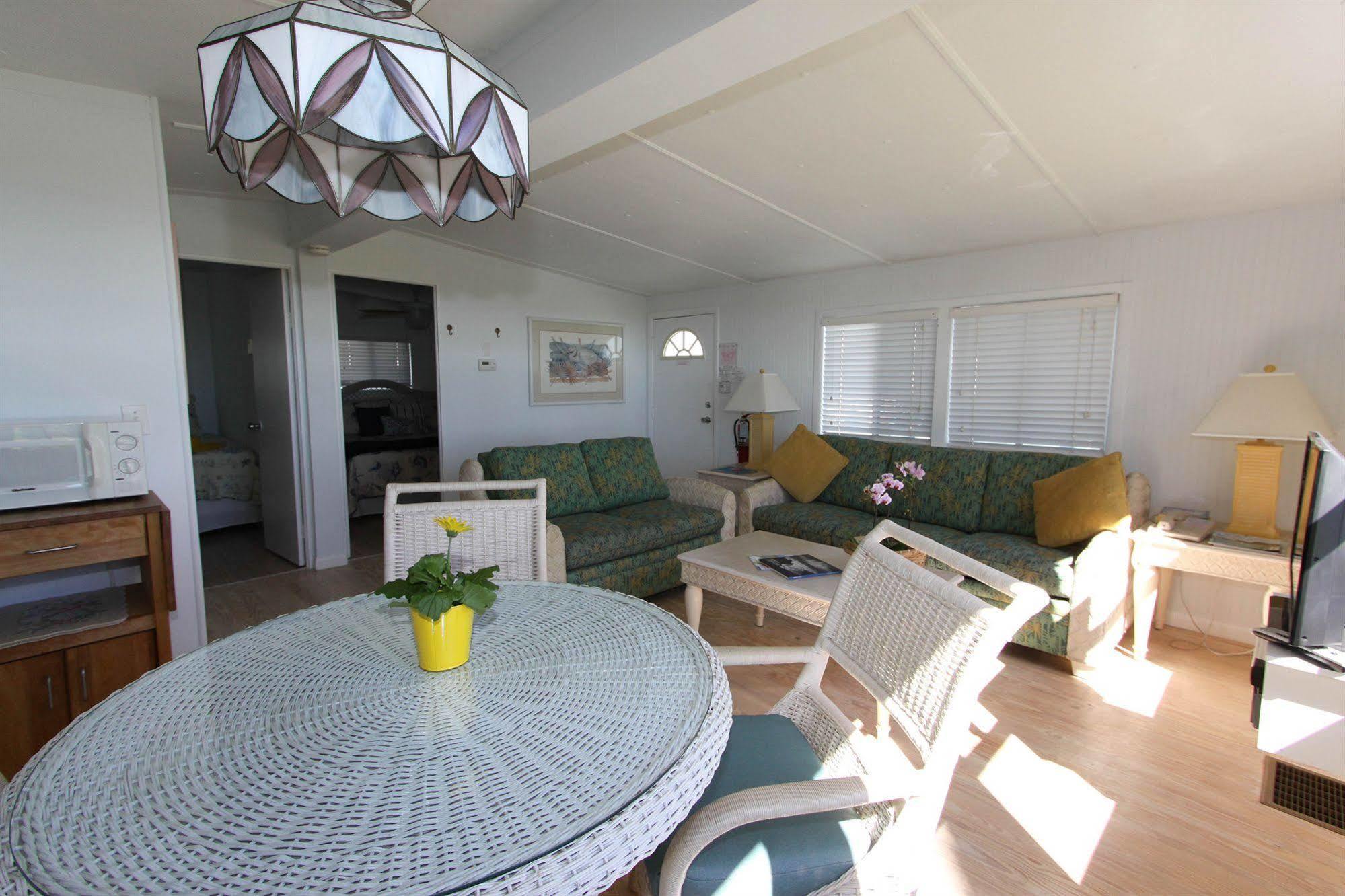 Gulf Breeze Cottages Sanibel Buitenkant foto