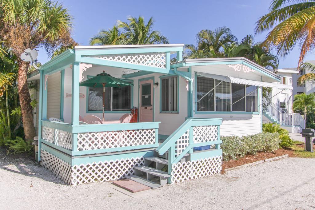 Gulf Breeze Cottages Sanibel Buitenkant foto